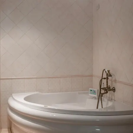 Torre Lauro Bed & Breakfast 3*
